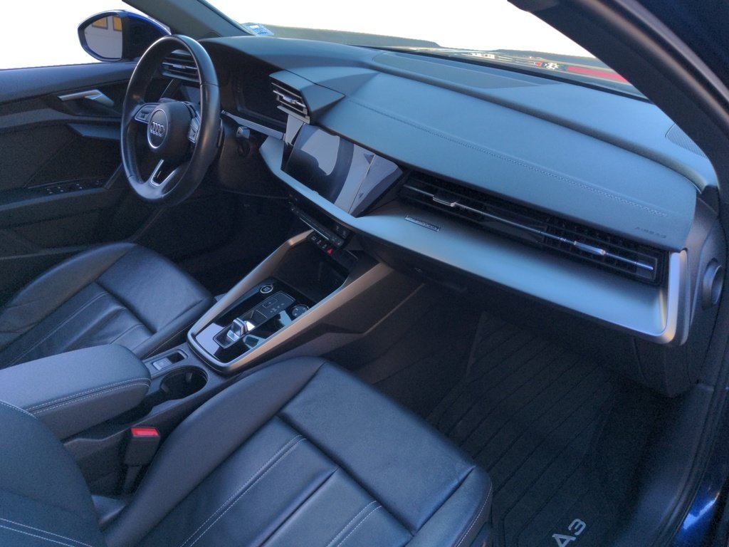 Audi A3 Komfort ! Leather, AWD! Fresh Trade! 2022