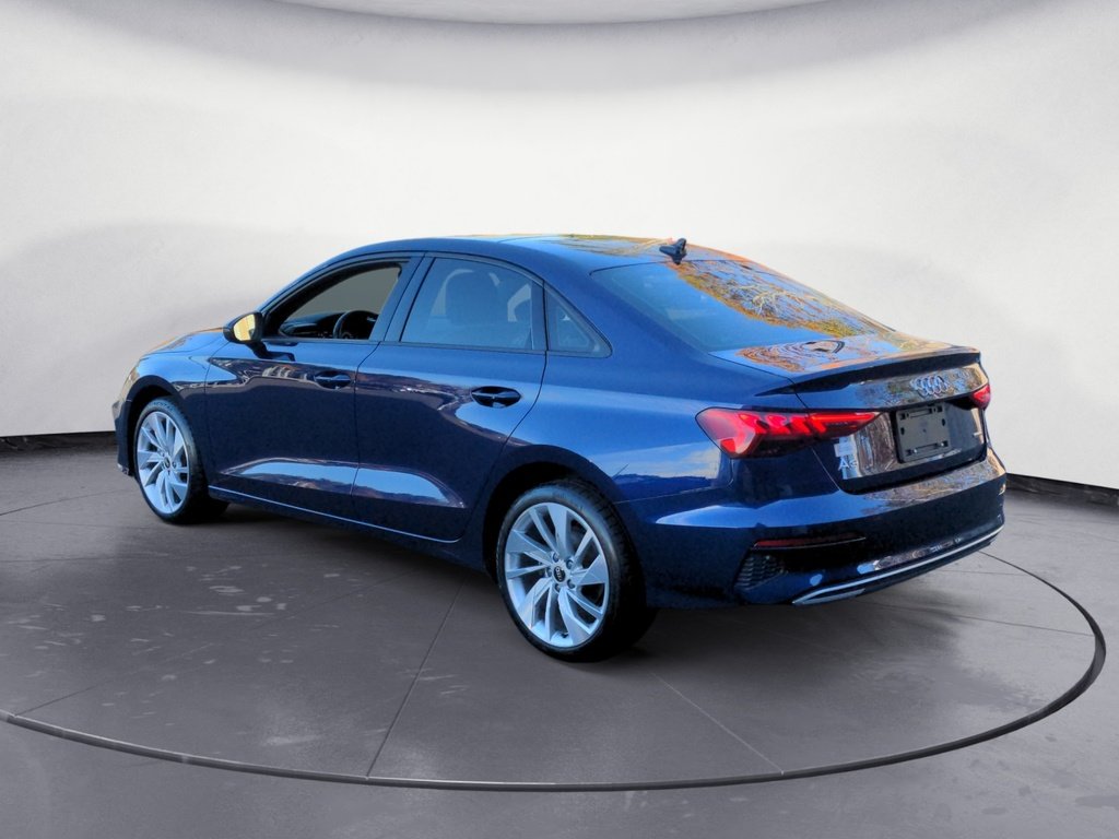 Audi A3 Komfort ! Leather, AWD! Fresh Trade! 2022