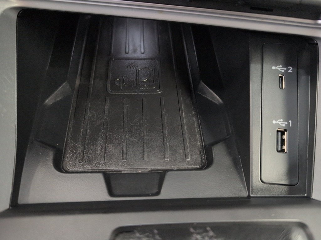 2021 Audi Q3 Komfort ! Leather, AWD! Fresh Trade!