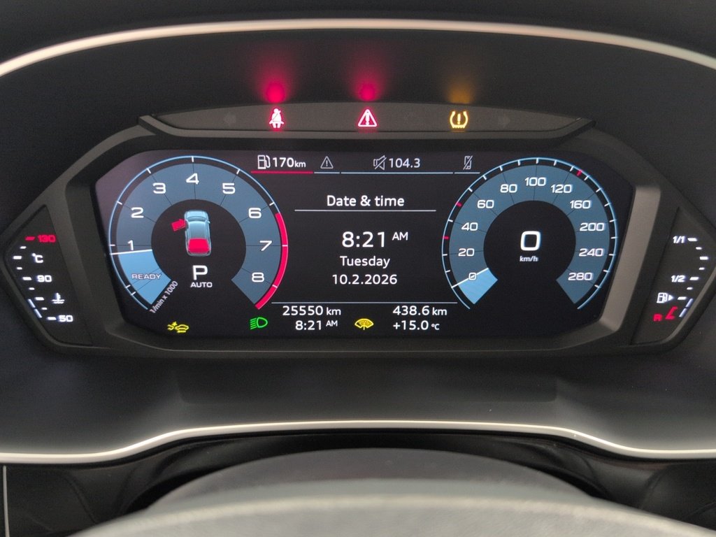 2025 Audi Q3 Komfort ! Leather, AWD! Fresh Trade!