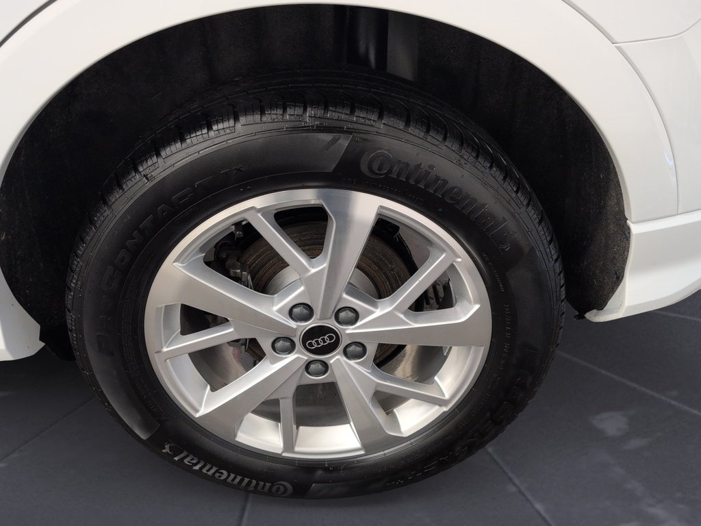 2025 Audi Q3 Komfort ! Leather, AWD! Fresh Trade!