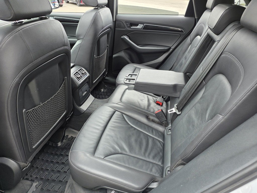 2017 Audi Q5 2.0L PREMIUM PLUS