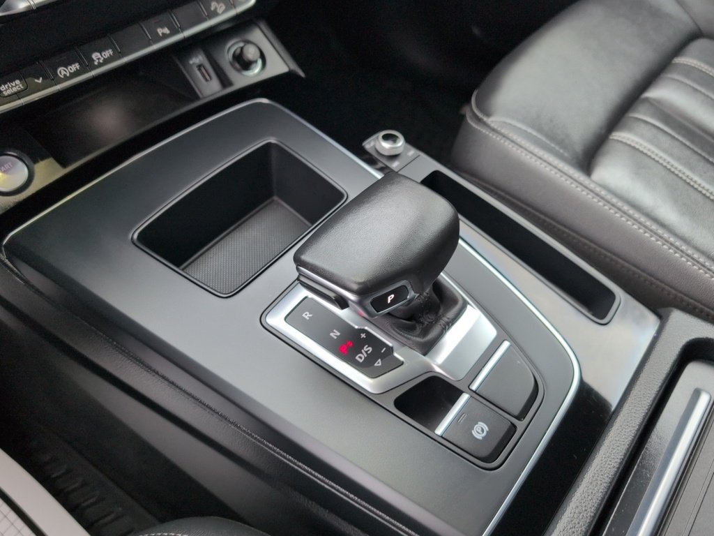 2023 Audi Q5 Komfort ! Leather, AWD! Fresh Trade!