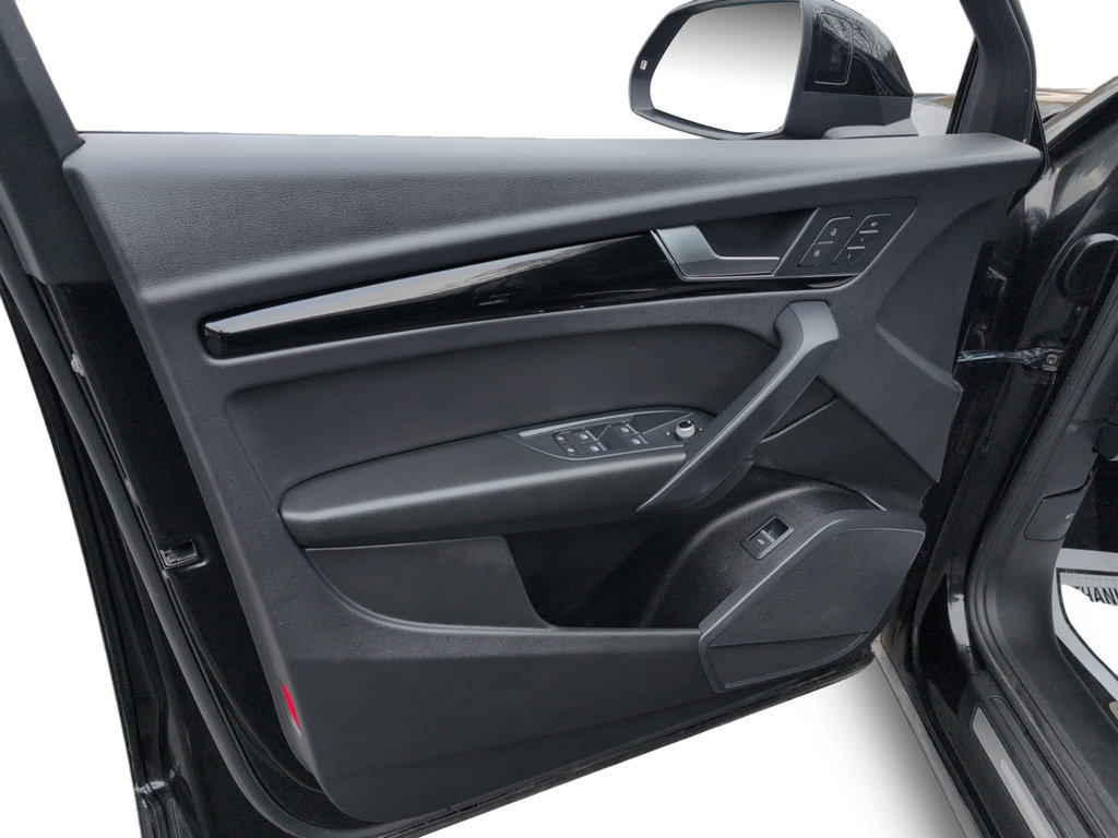 2023 Audi Q5 Komfort ! Leather, AWD! Fresh Trade!