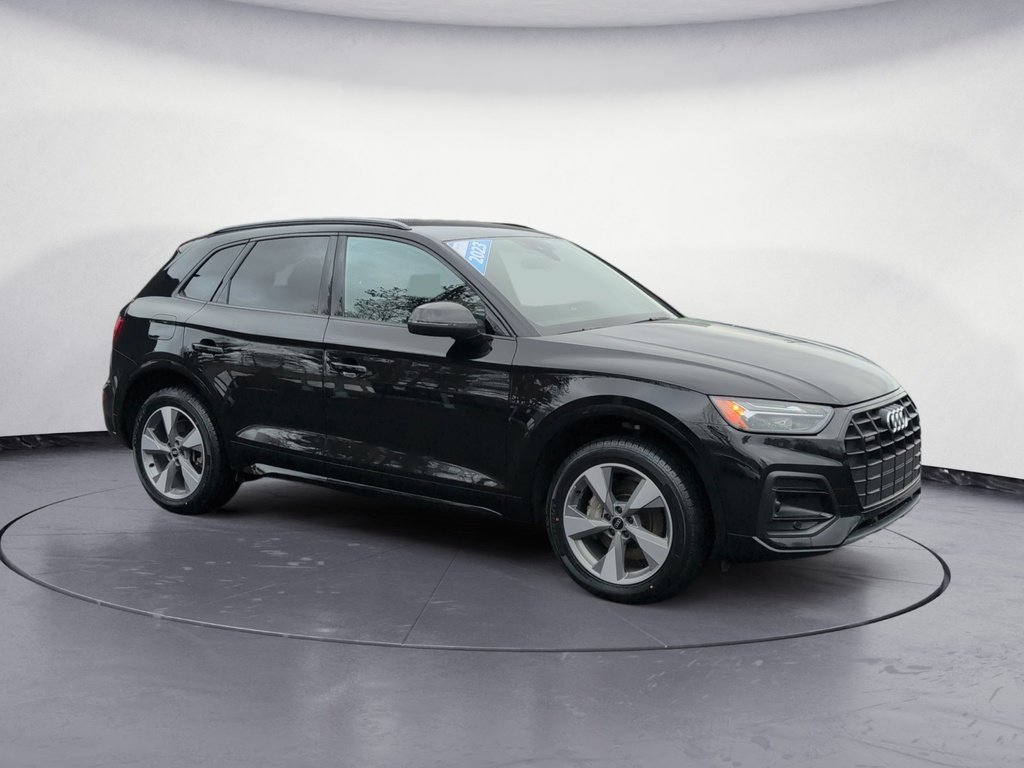 2023 Audi Q5 Komfort ! Leather, AWD! Fresh Trade!