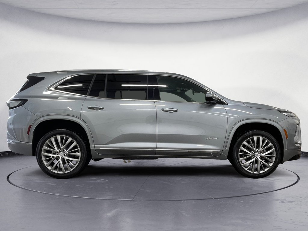 2025 Buick Enclave AVENIR