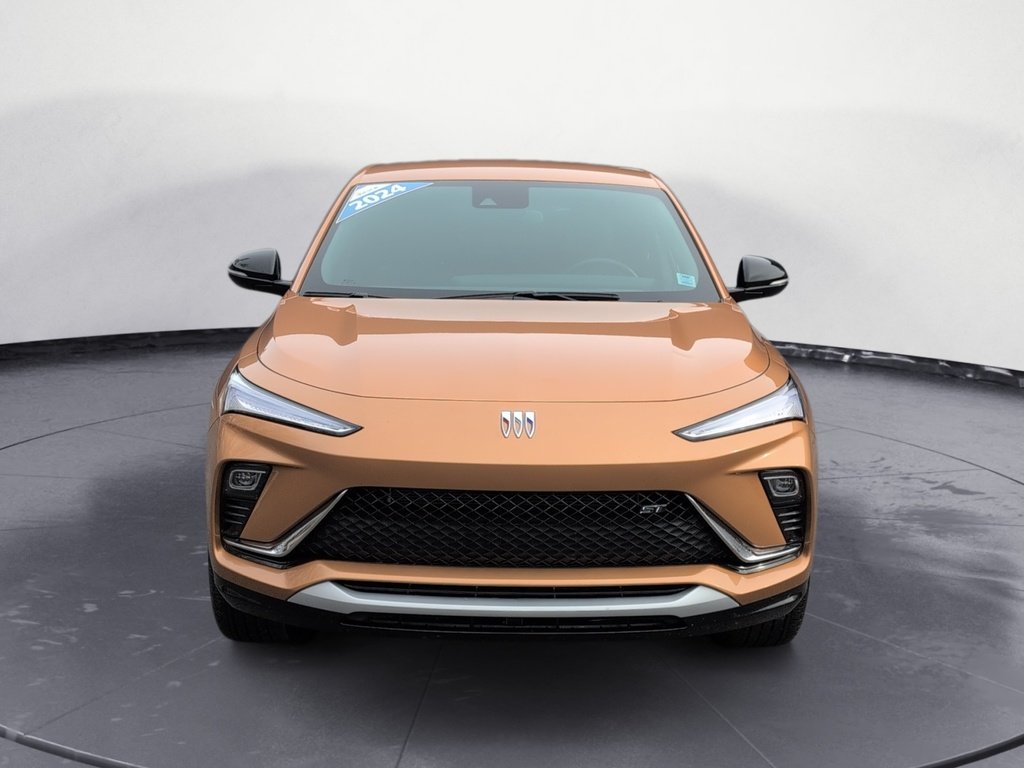 2024 Buick Envista SPORT TOURING! Black Rims, Leather !