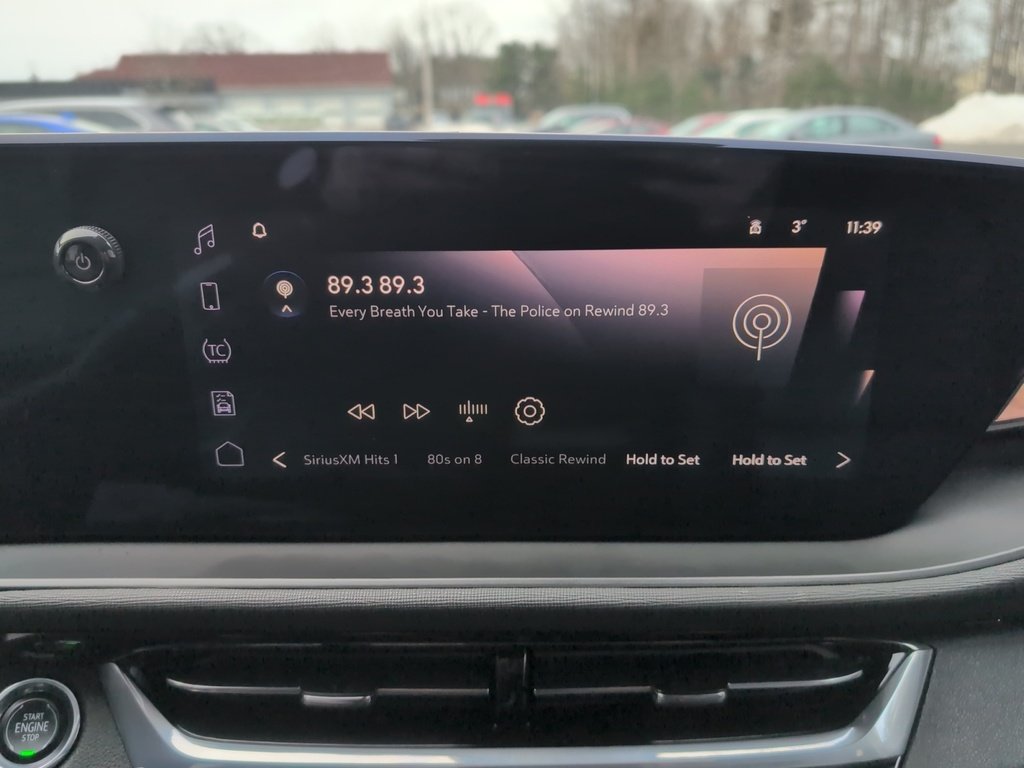 2024 Buick Envista SPORT TOURING! Black Rims, Leather !