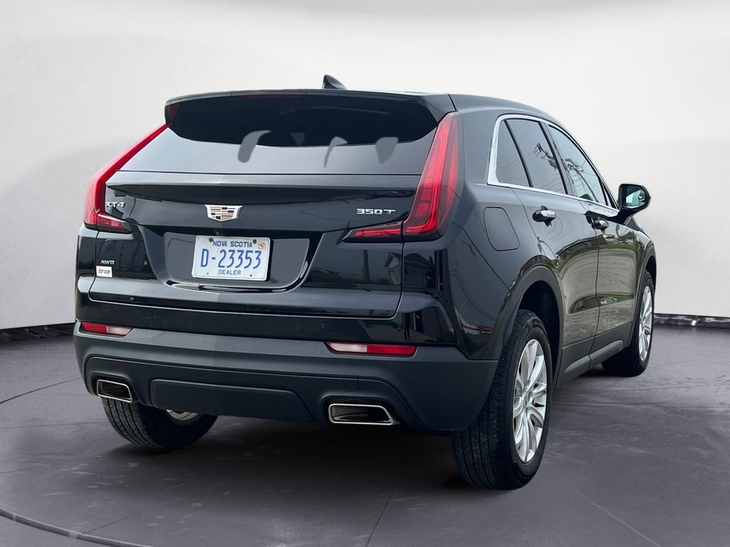 Cadillac XT4 AWD LUXURY 2021