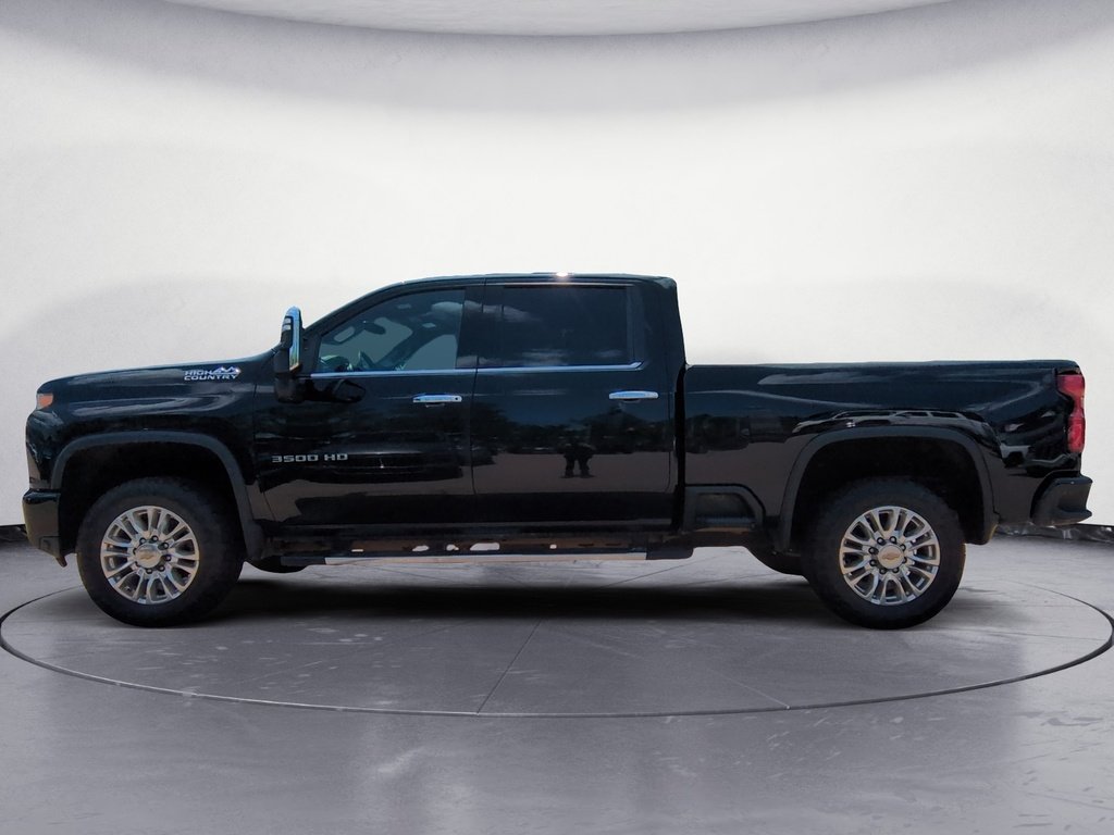 2022 Chevrolet SILVERADO HD CREW CAB DIESEL HIGH COUNTRY