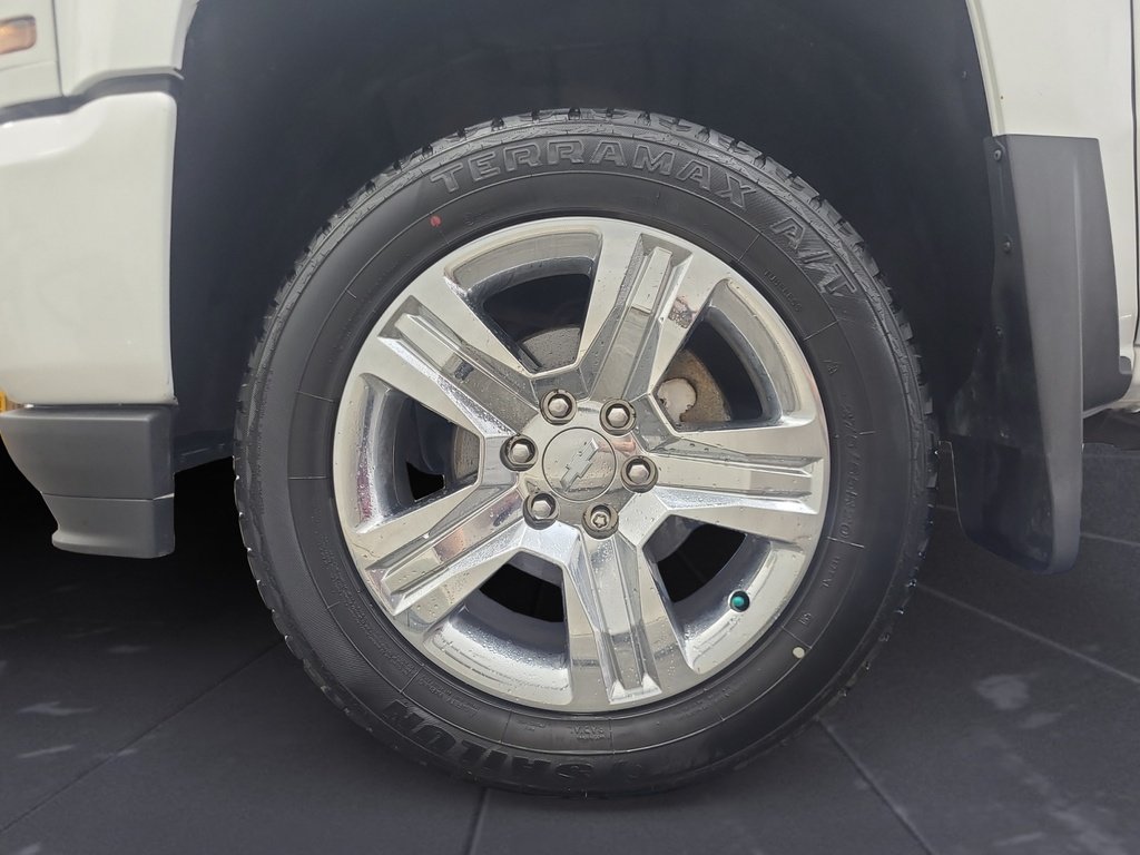 2019 Chevrolet Silverado 1500  CREW LT 4WD
