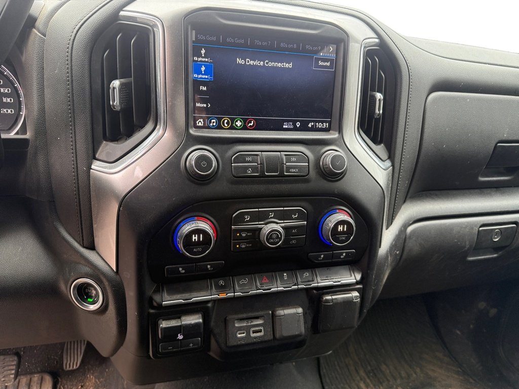 2019 Chevrolet Silverado 1500  CREW LT 4WD