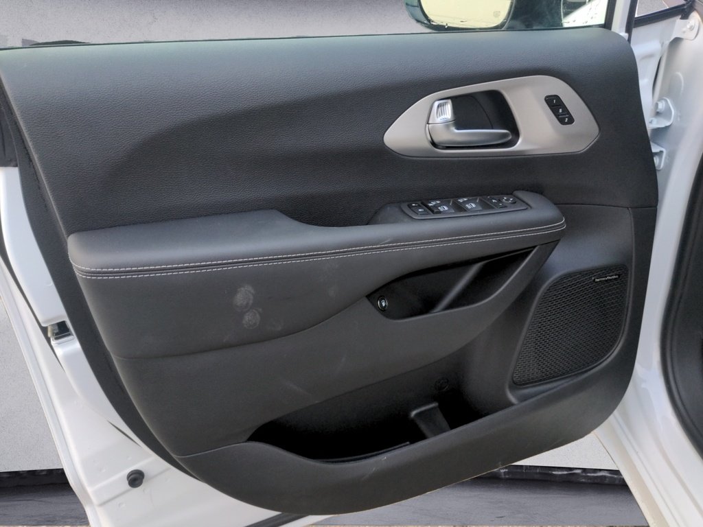 Chrysler Pacifica Hybrid PREMIUM S APPEARANCE 2024