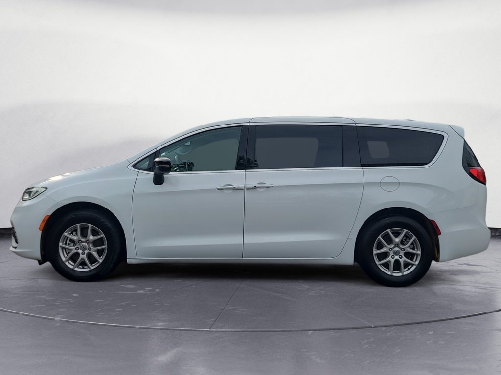 2024 Chrysler Pacifica TOURING-L