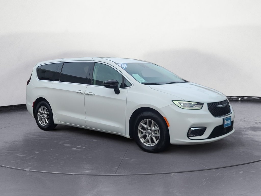 2024 Chrysler Pacifica TOURING-L