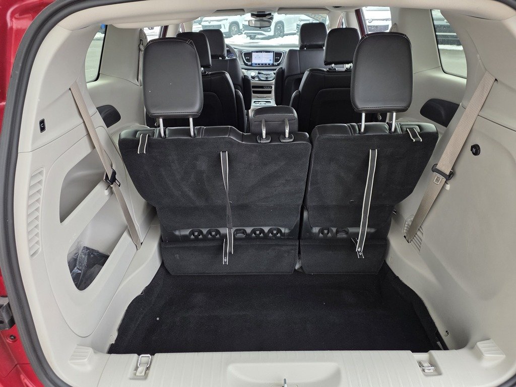 2024 Chrysler Pacifica TOURING-L