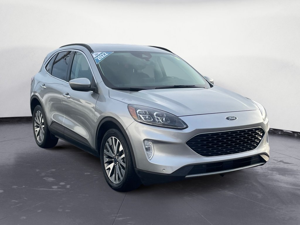 2022 Ford Escape TITANIUM