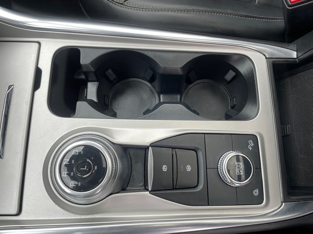 Ford Explorer XLT 2023
