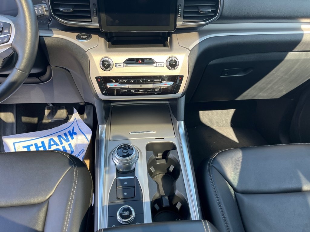 Ford Explorer XLT 2023