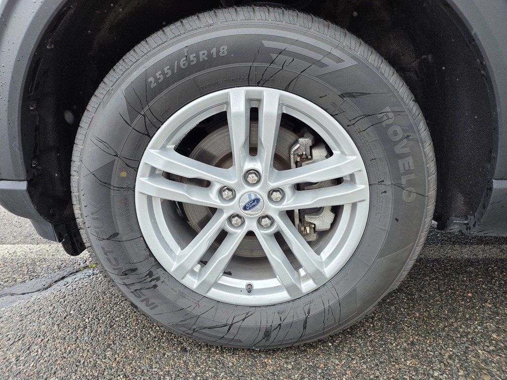 Ford Explorer XLT 2024