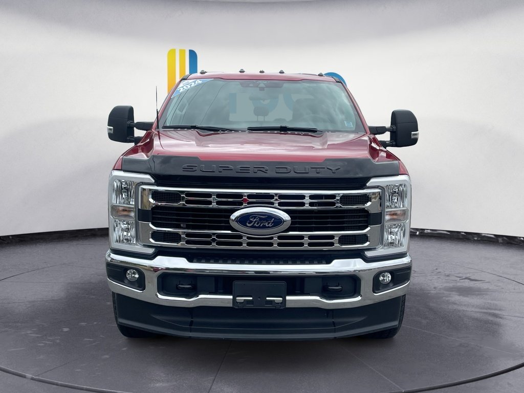 2024 Ford F-350 4X4 CREW CAB PICKUP/
