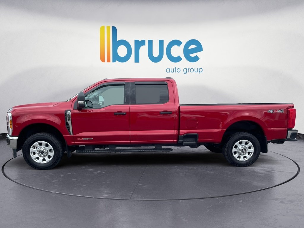 2024 Ford F-350 4X4 CREW CAB PICKUP/