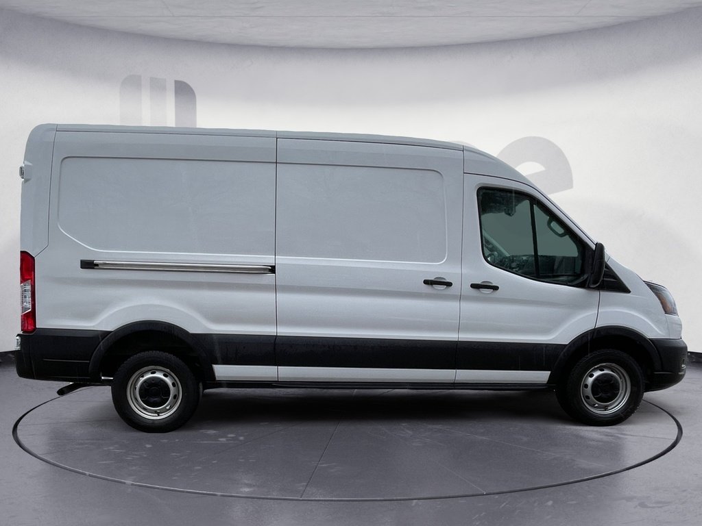 Ford Transit Cargo Van BASE 2021