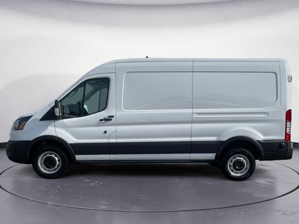 Ford Transit Cargo Van BASE 2024