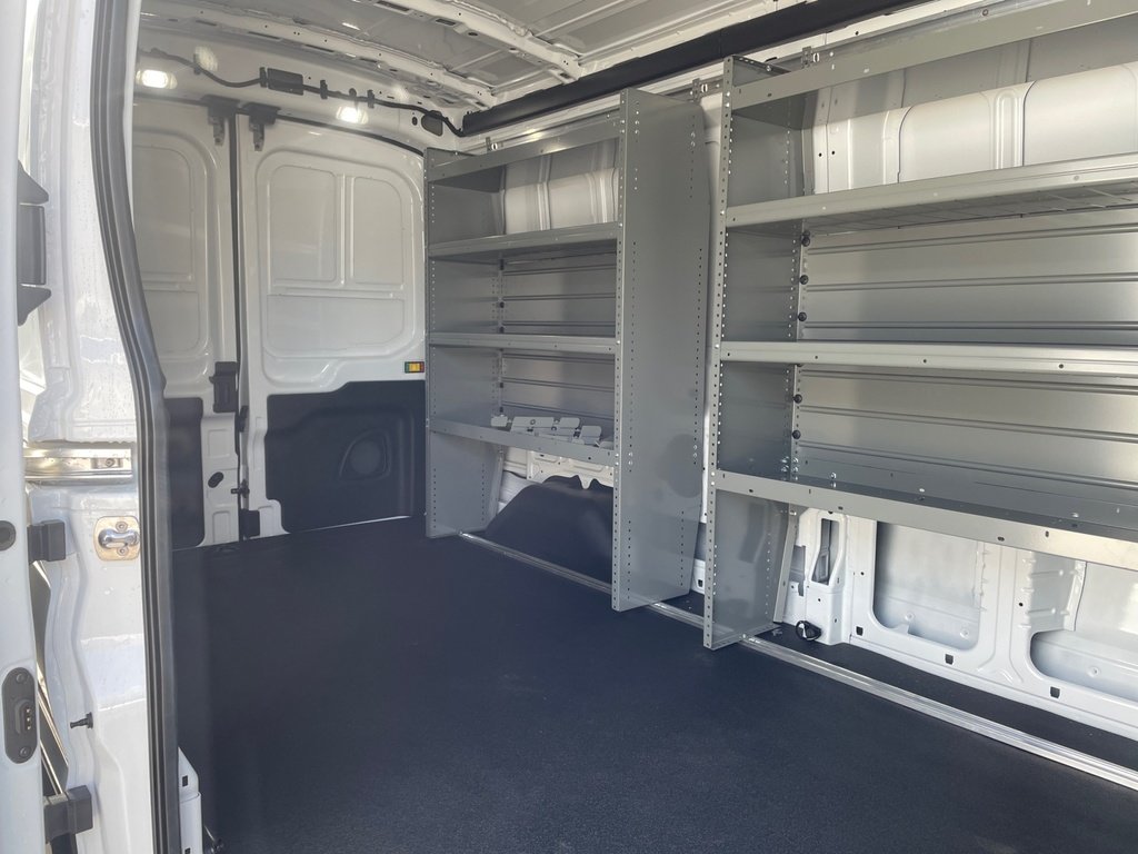 Ford Transit Cargo Van BASE 2024