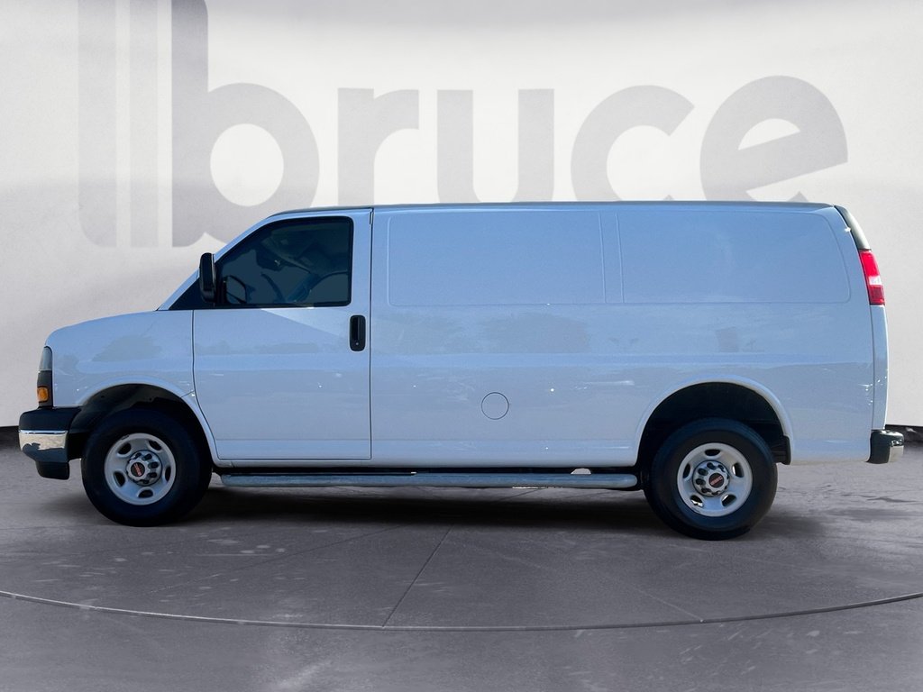 2022 GMC Savana Cargo Van BASE