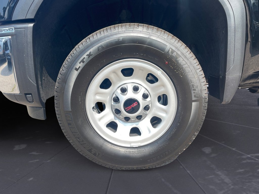 2025 GMC Sierra 3500HD PRO