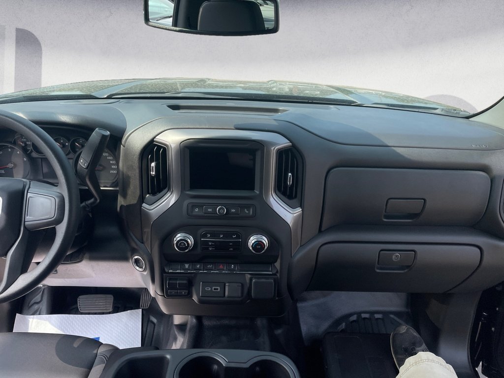 2025 GMC Sierra 3500HD PRO