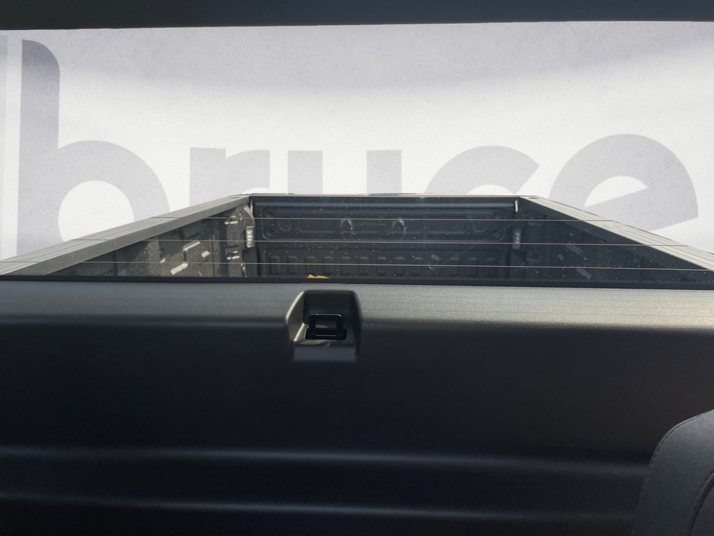 2025 GMC Sierra 3500HD PRO