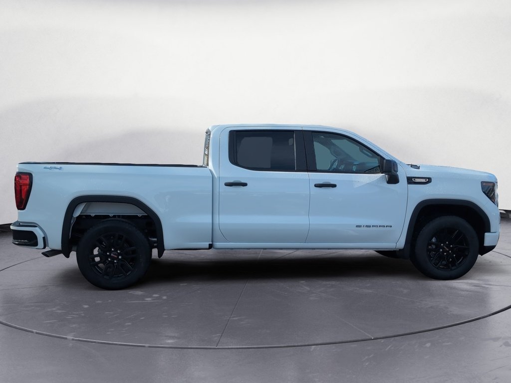 GMC Sierra 1500 PRO CREW CAB 4WD 0% Financing until Oct 31, 2 2025