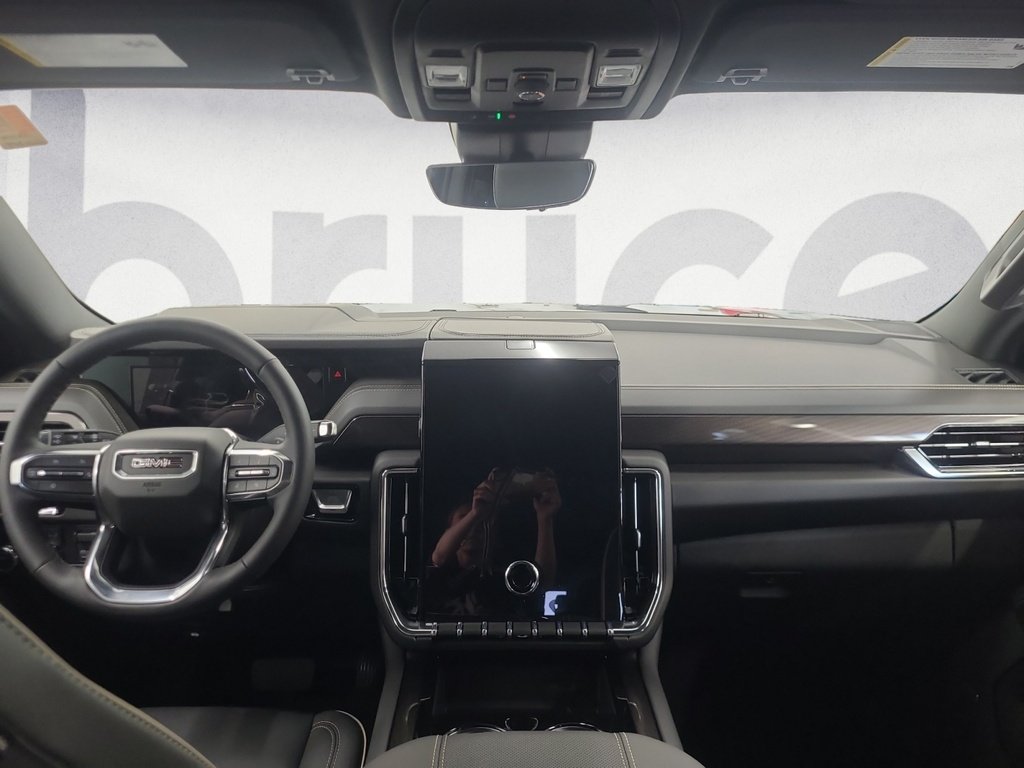 2025 GMC Yukon ELEVATION