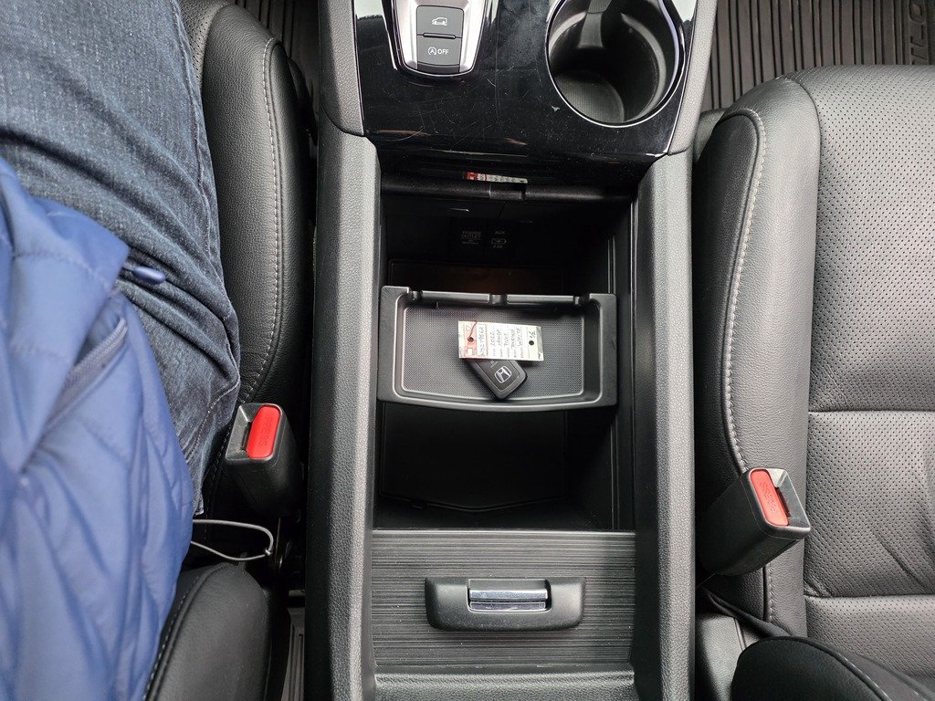 2022 Honda Pilot TOURING 7-PASSENGER