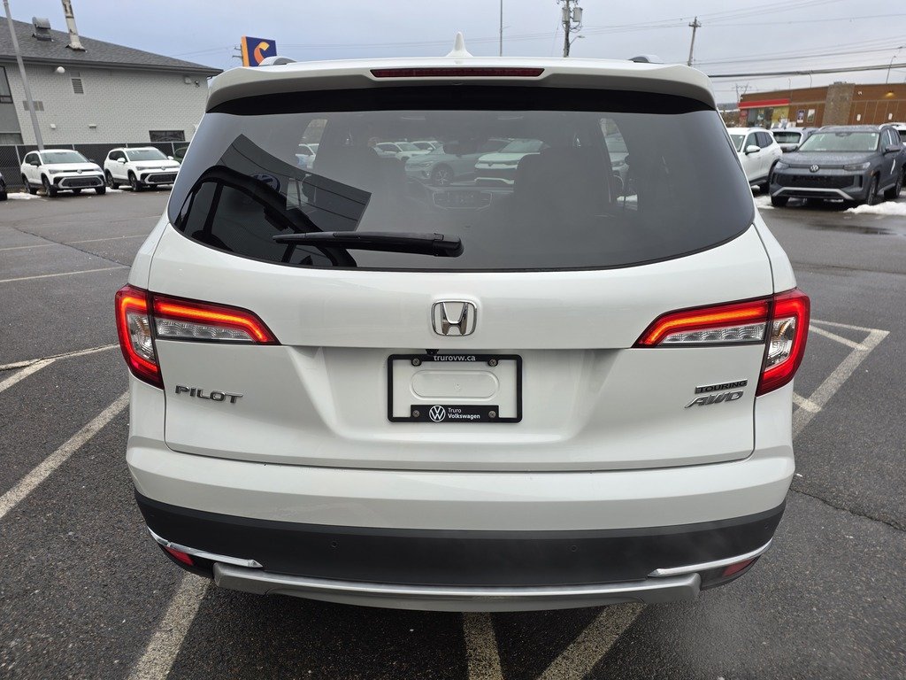 2022 Honda Pilot TOURING 7-PASSENGER