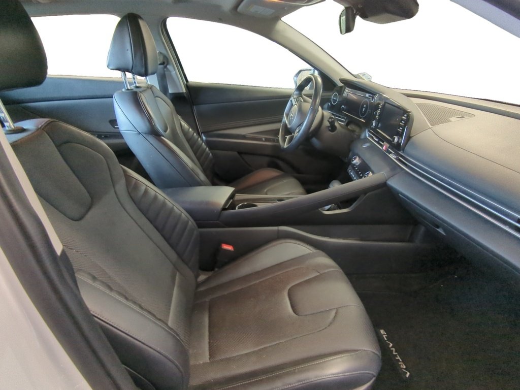 Hyundai Elantra Hybrid ULTIMATE 2022