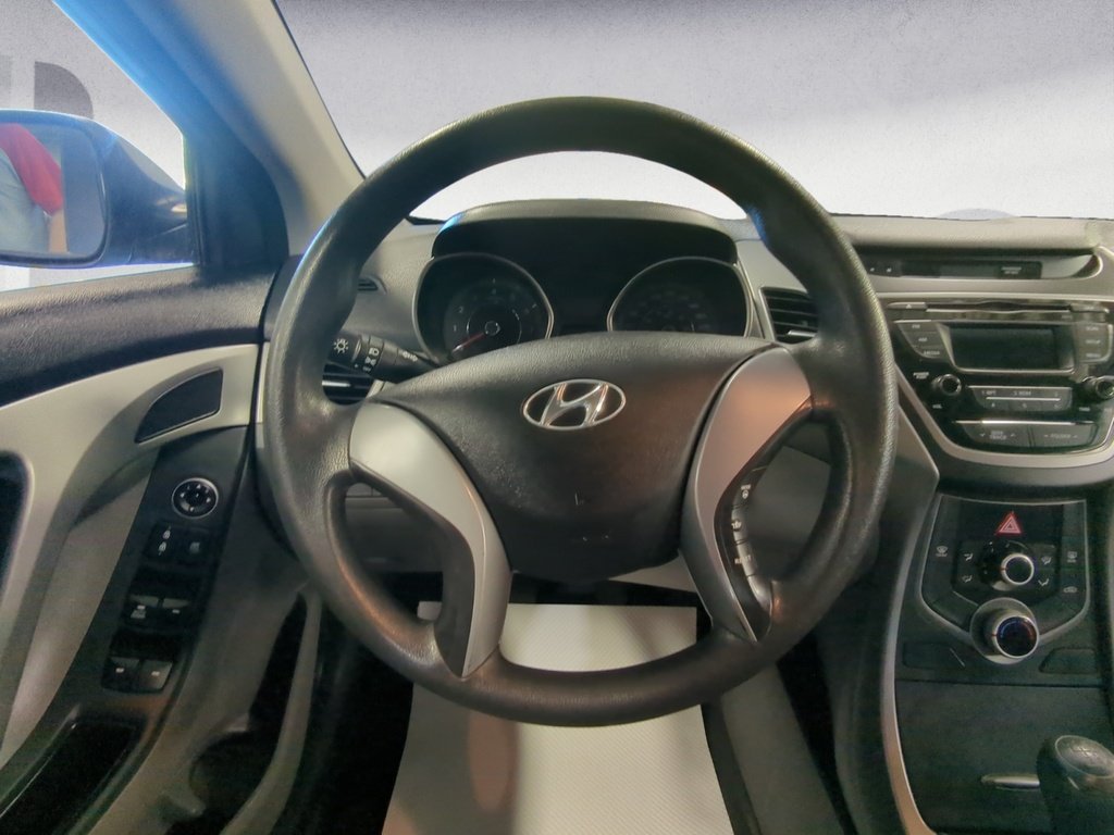 Hyundai Elantra L 2016
