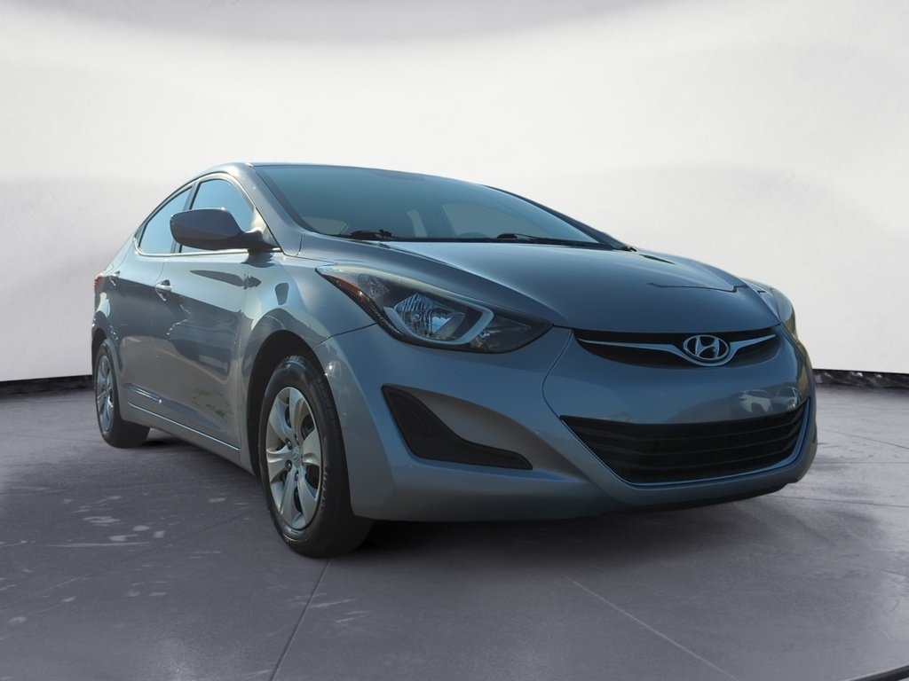 Hyundai Elantra L 2016