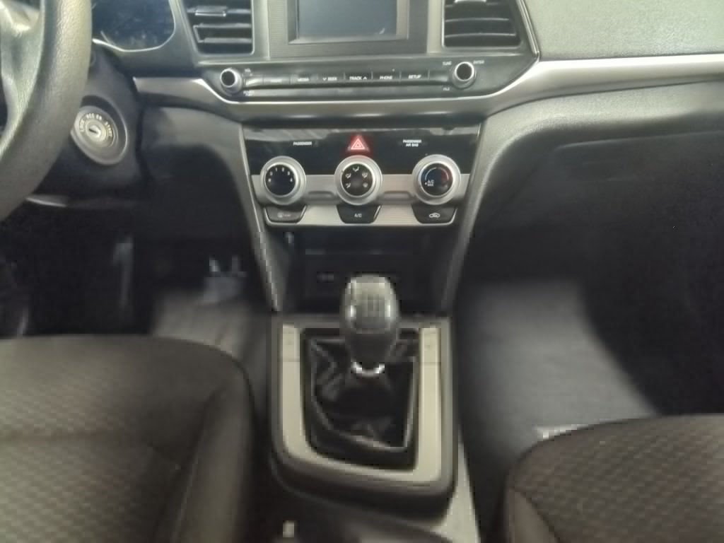 2019 Hyundai Elantra ESSENTIAL