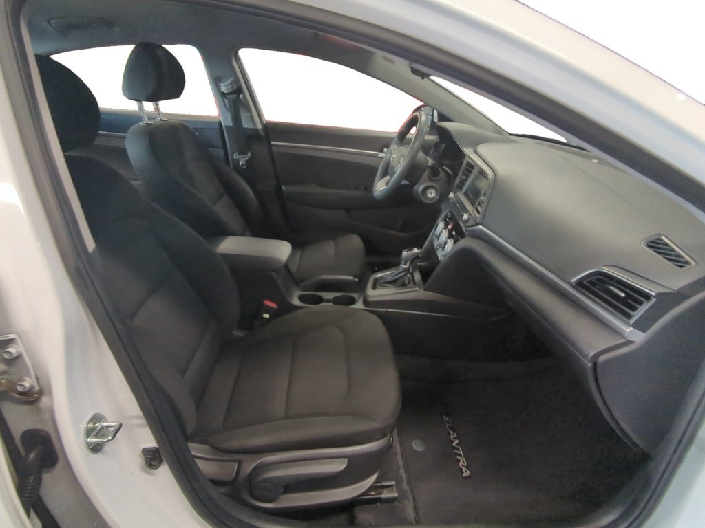 2020 Hyundai Elantra ESSENTIAL