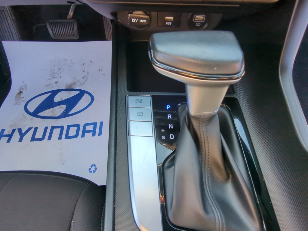 2022 Hyundai Elantra PREFERRED