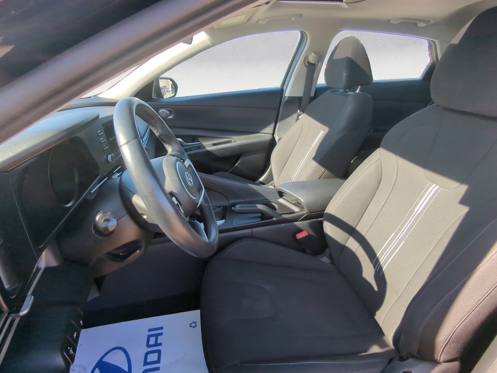 2022 Hyundai Elantra PREFERRED