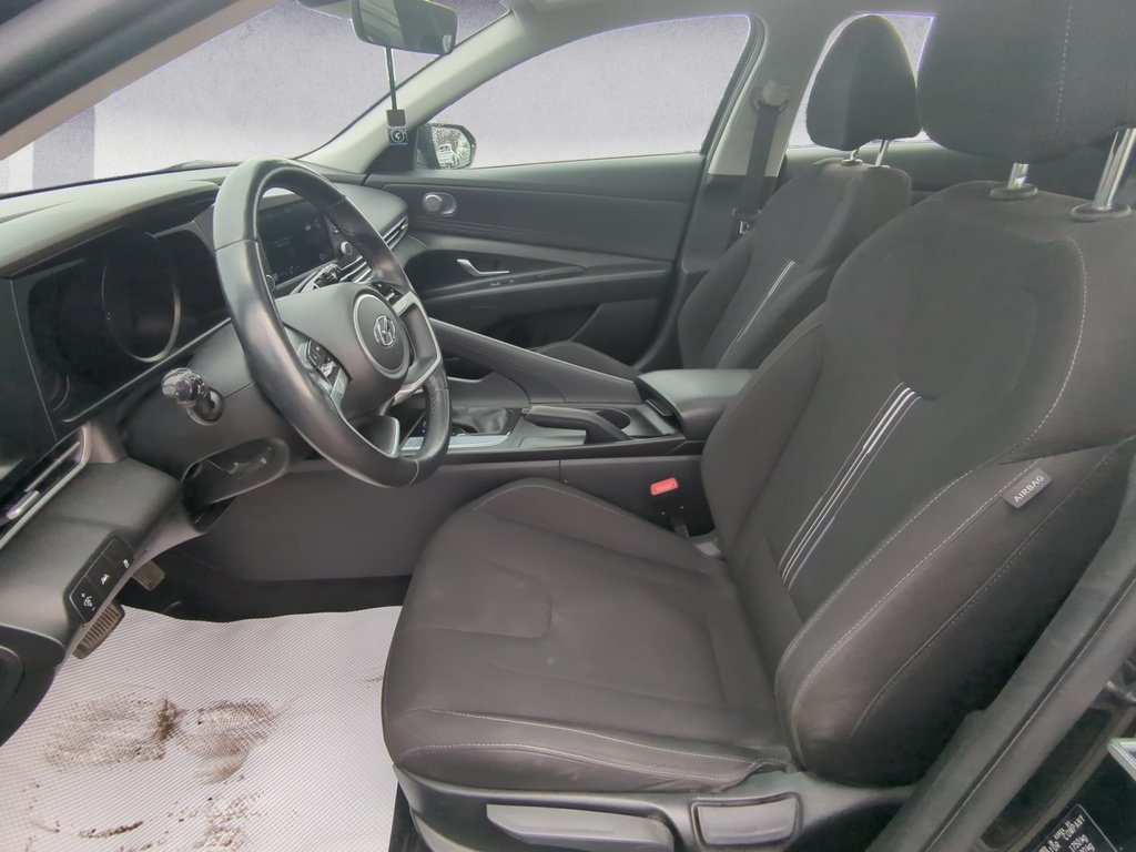 Hyundai Elantra PREFERRED 2022