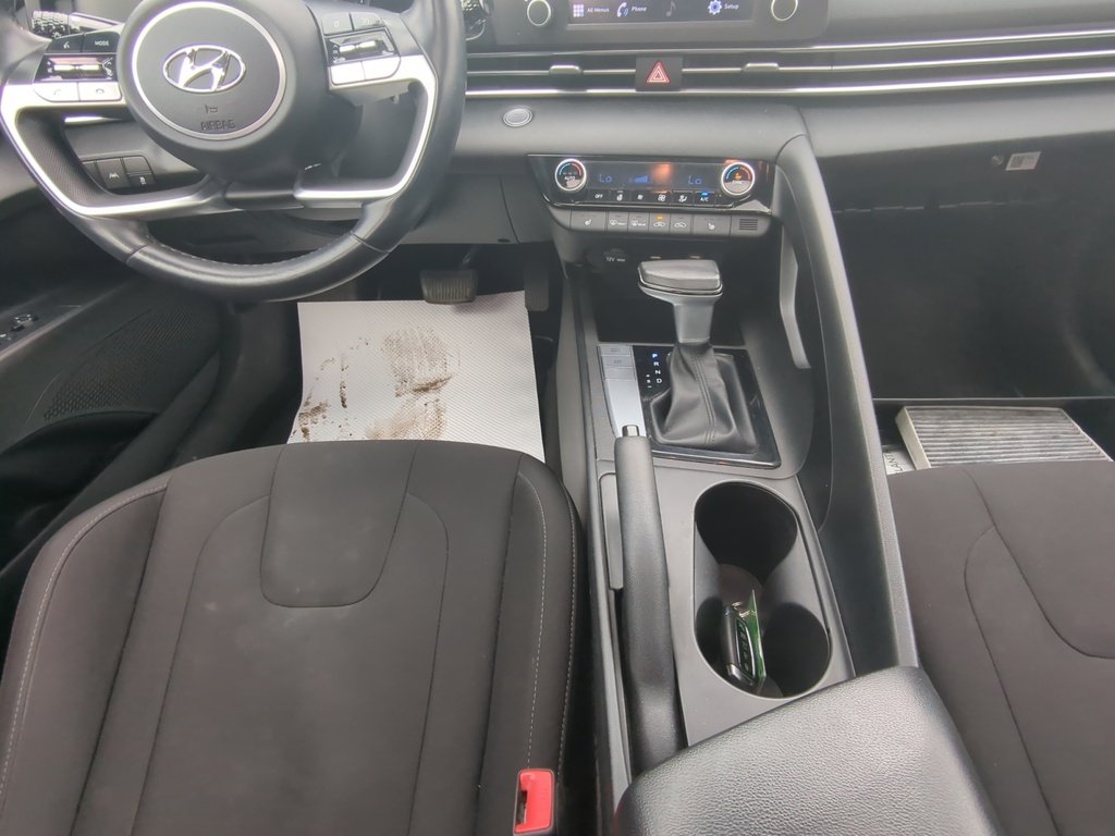 Hyundai Elantra PREFERRED 2022