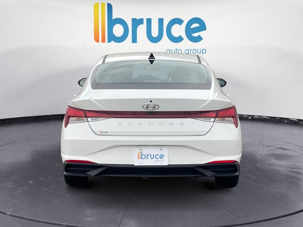 2022 Hyundai Elantra PREFERRED