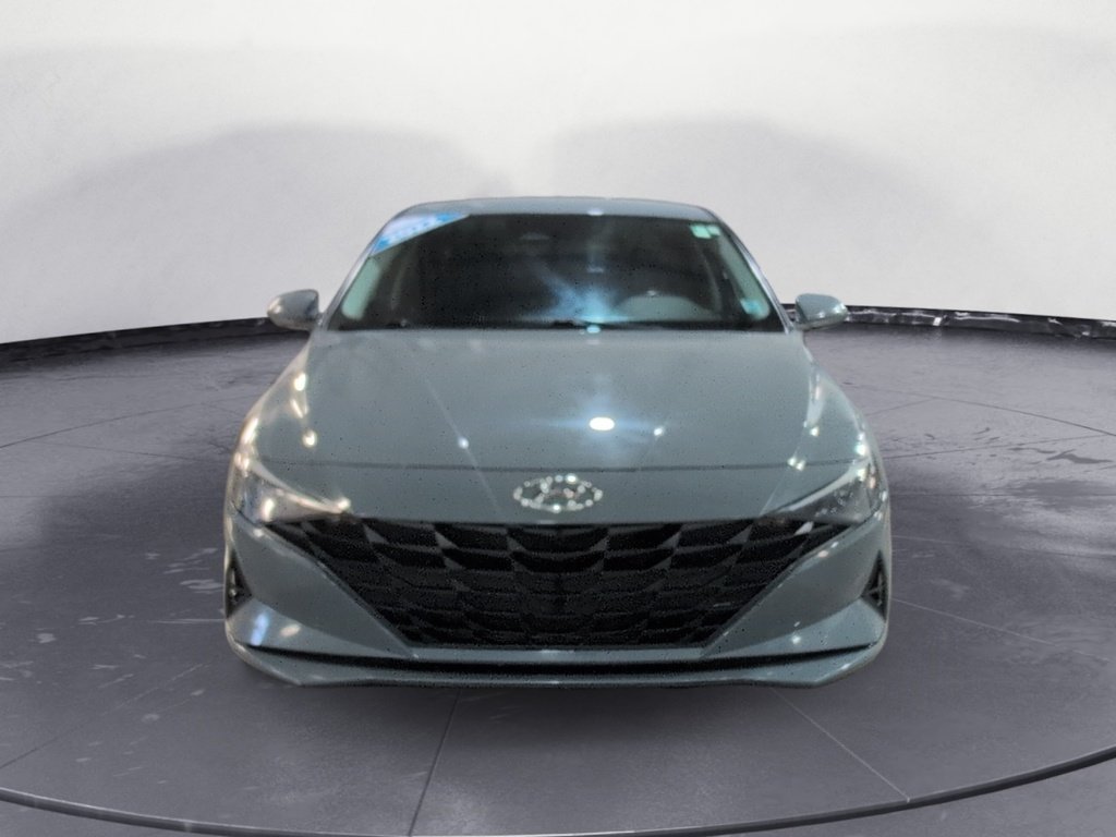2022 Hyundai Elantra BASE