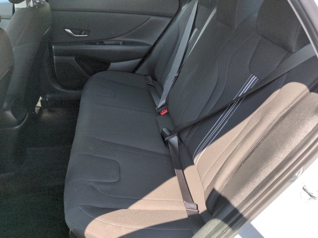 Hyundai Elantra Preferred - Fresh Trade 2023