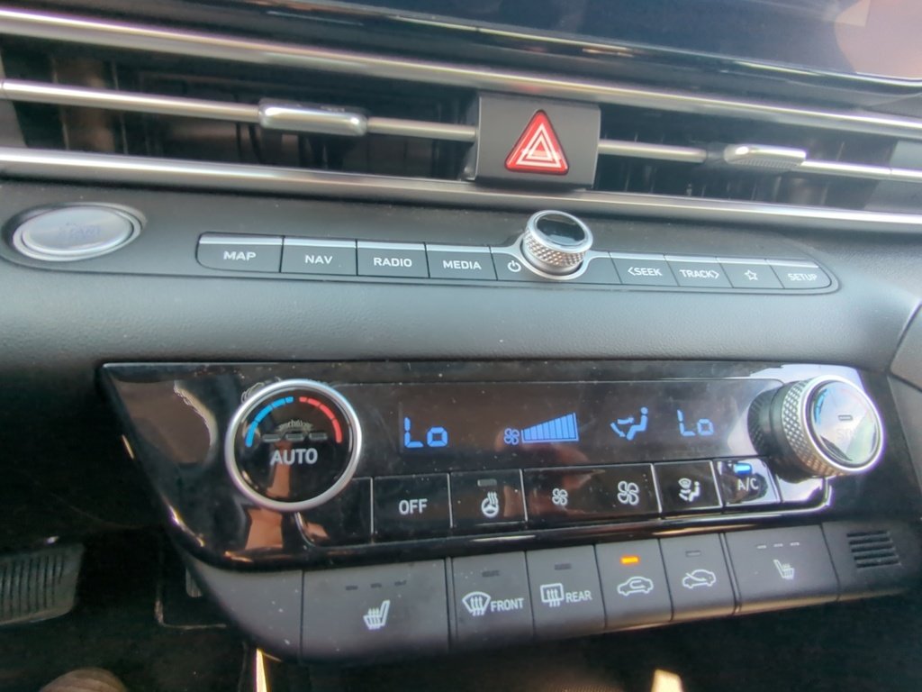 2023 Hyundai Elantra PREFERRED